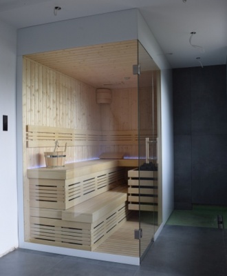 sauna-przeszklony-naroznik