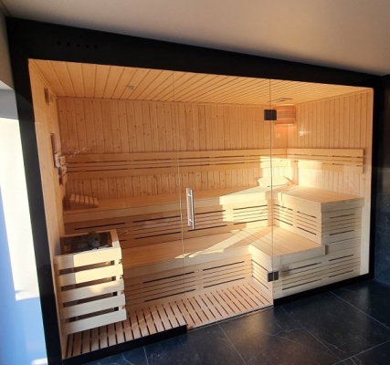 sauna-przeszklona-domowa